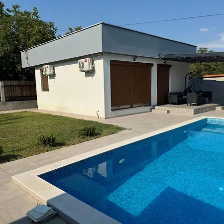 With Pool In Villa Skopje
