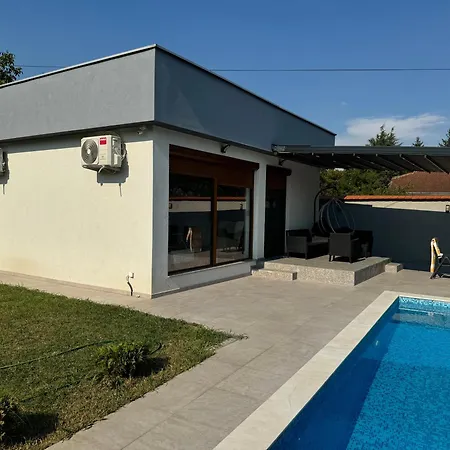 Villa With Pool In